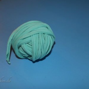 diy / Upcycling: T-Shirtgarn herstellen 