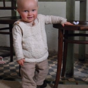 Süße und einfache Babyweste stricken