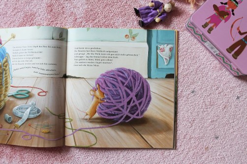 Die kleine Maus und der lila Schal Kinderbuch Vorstellung schoenstricken.de
